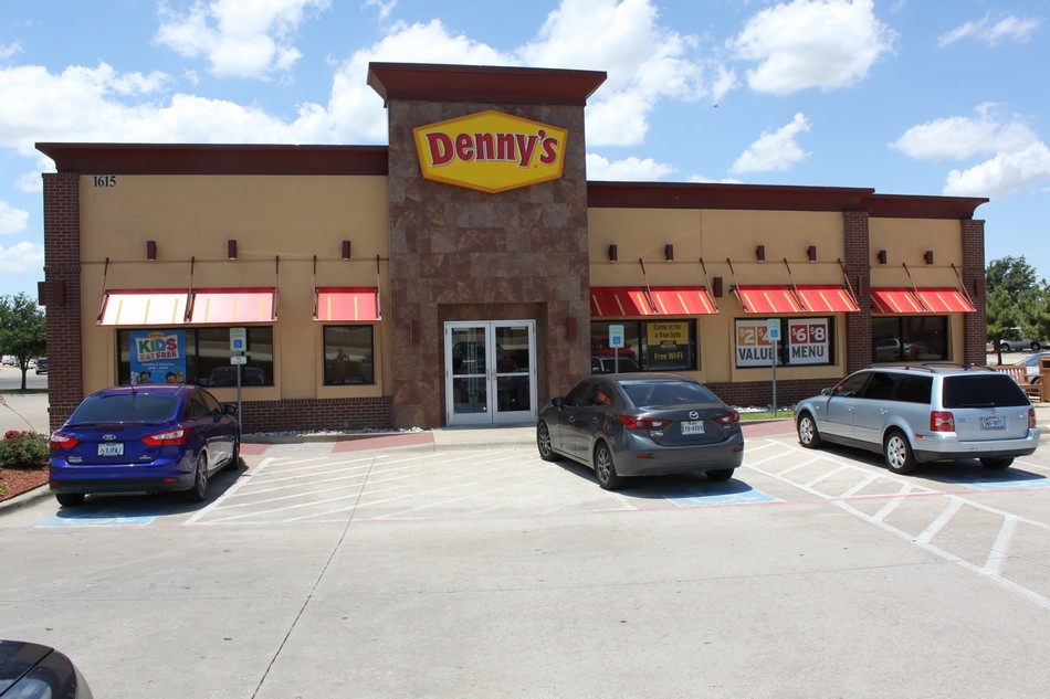 Denny's image 1